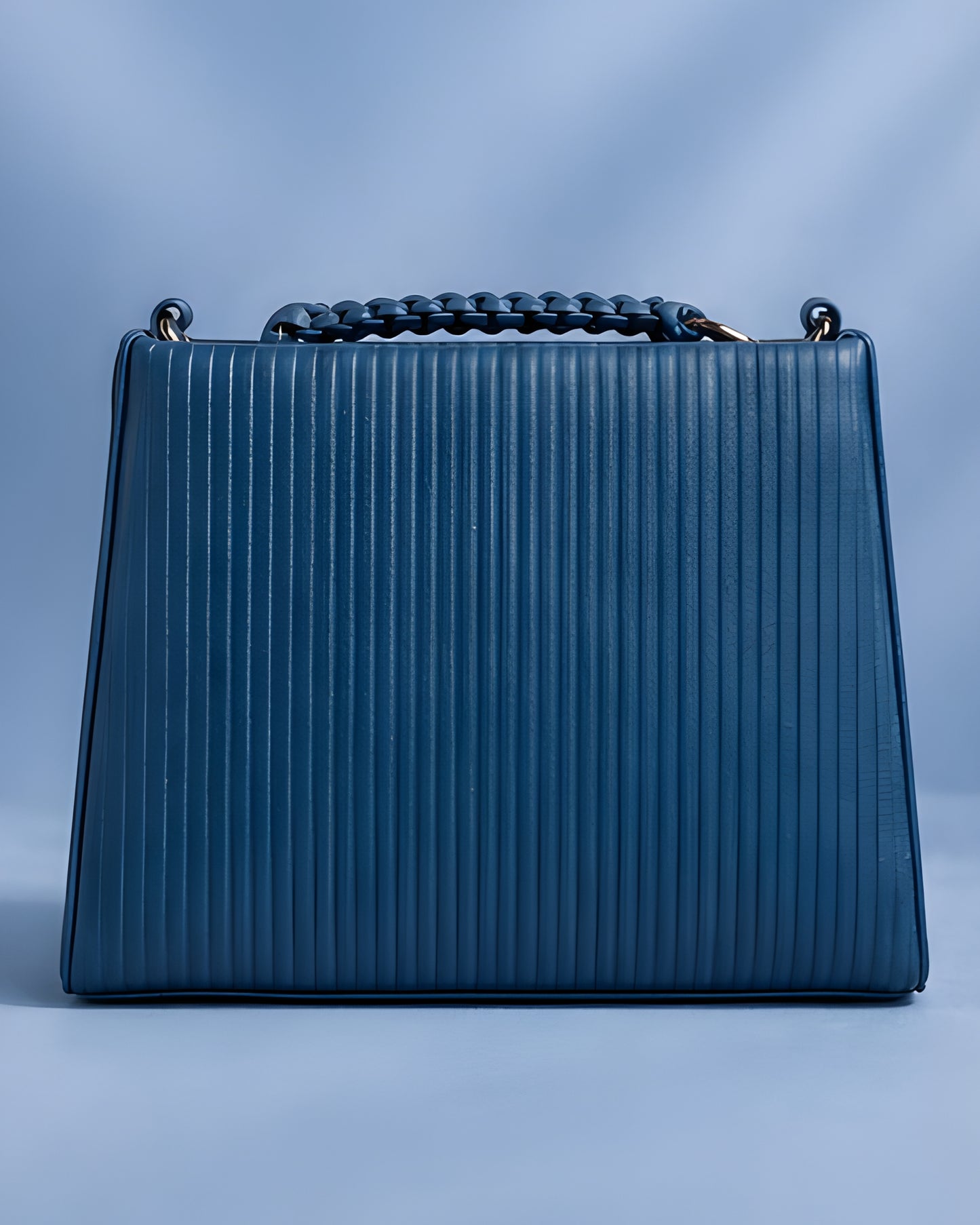 Swag Wali Saheli Textured Chain Strap Crossbody Bag (Deep Blue)