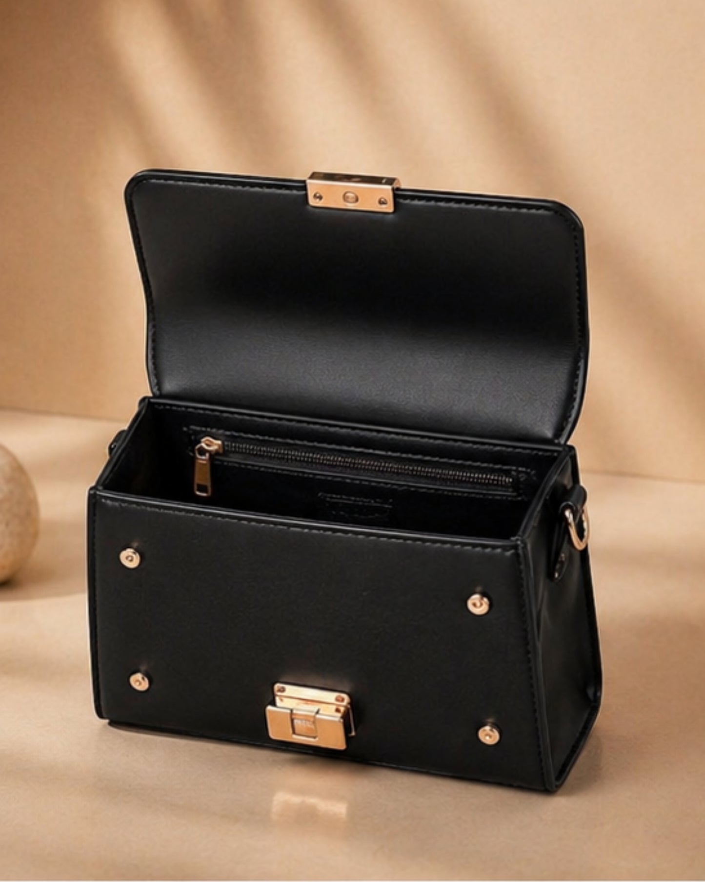 Swag Wali Saheli Elegant Buckle Shoulder Handbag (Classic Black)